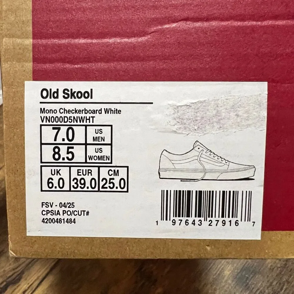 Vans Old Skool White Satin Large Checkered Pattern with Suede 8.5 women’s